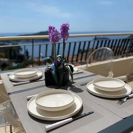 Fabulous With Sea View Lejlighed Villefranche-sur-Mer